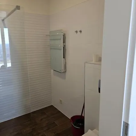 Apartmann Gyonyoru Kilatassal