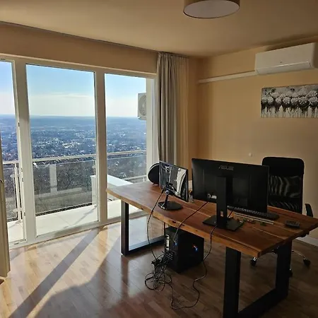 Appartamento Apartmann Gyonyoru Kilatassal